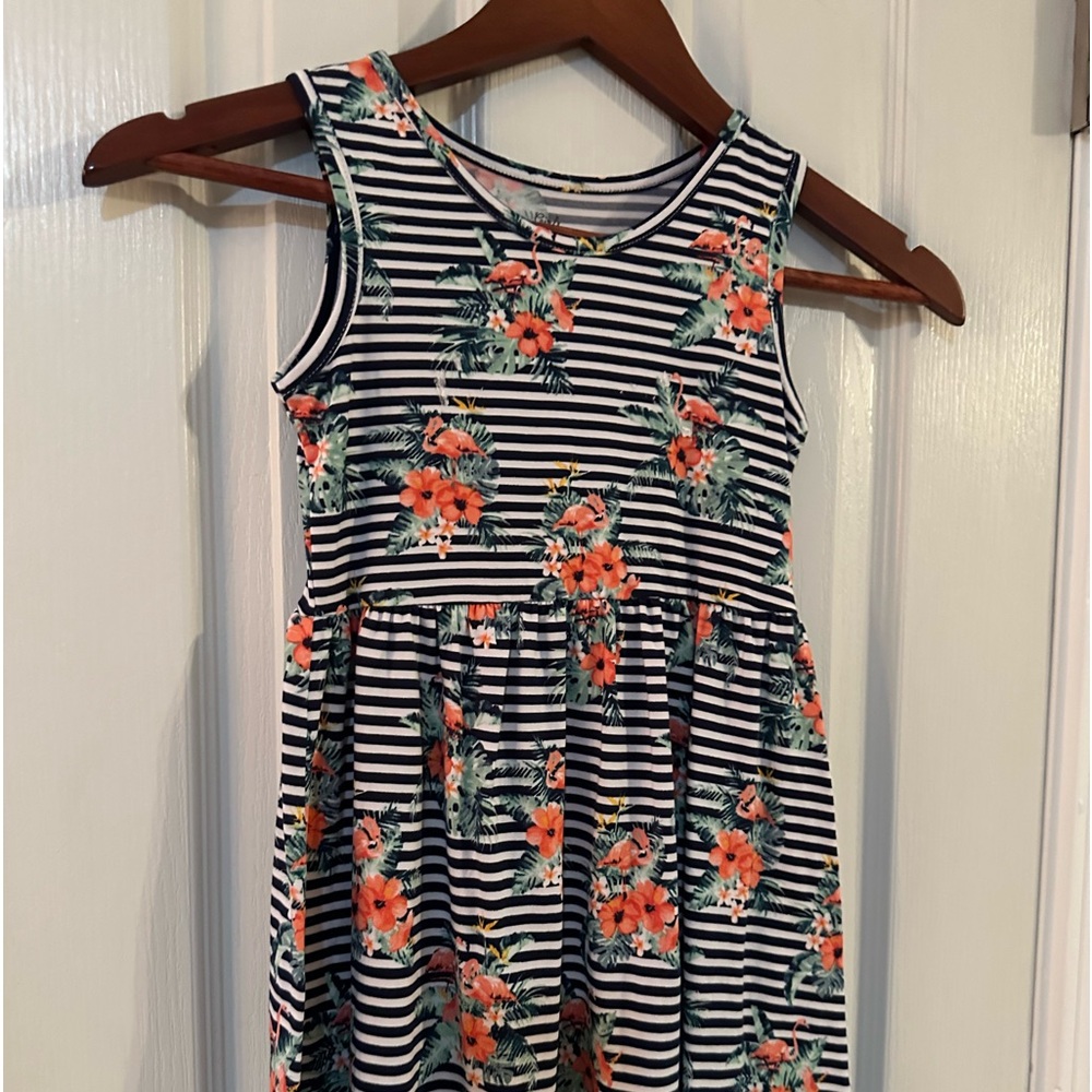 5 for $20🫟🛍️🔵 Girls Summer Floral Flipflop Dress. Size 7 NWOT